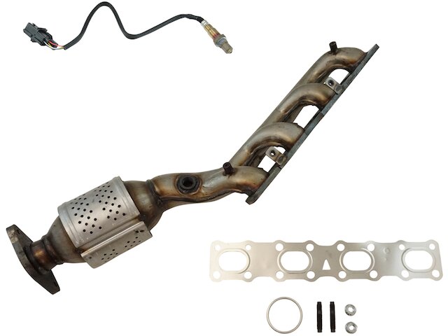 Left Exhaust Manifold Catalytic Converter Oxygen Sensor Kit - 2004-2006 Nissan TITAN - DIY Solutions 18000-07941530