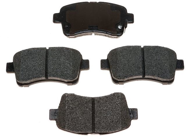 Front Brake Pad Set - 2002-2005 Suzuki Aerio - Raybestos 1-05751910