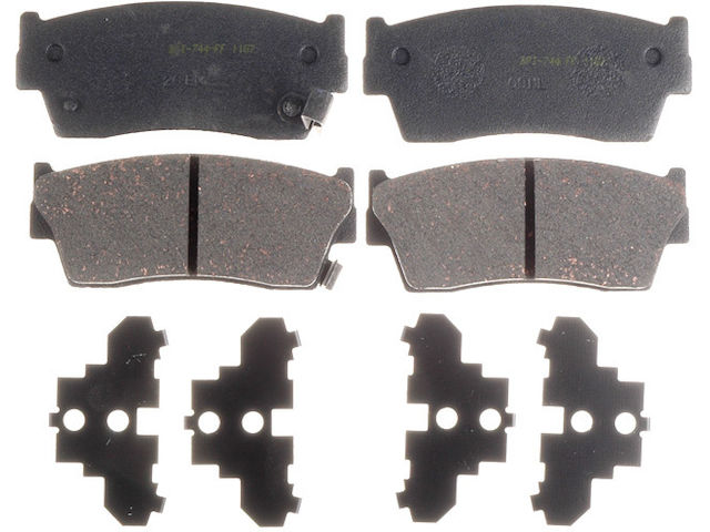 Front Brake Pad Set - 1989-1998 Suzuki Sidekick Sport Utility 2-Door - Raybestos 26-05719325