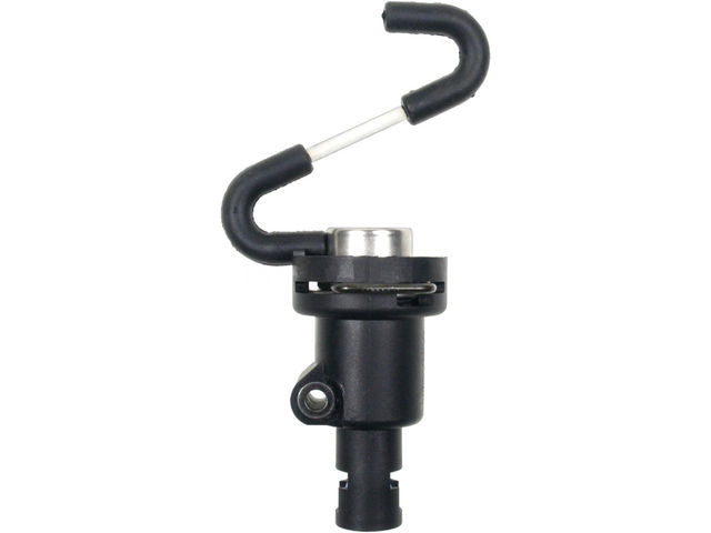 Fuel Pressure Regulator - 2000-2004 Volvo S40 1.9L 4-Cylinder - Standard Motor Products 861-05183646