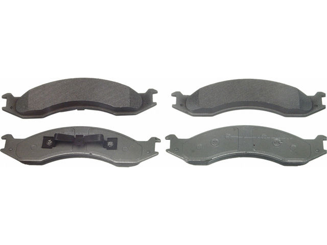 Front Brake Pad Set - 1992-1994 Ford E250 Econoline - Wagner 5117-07108874
