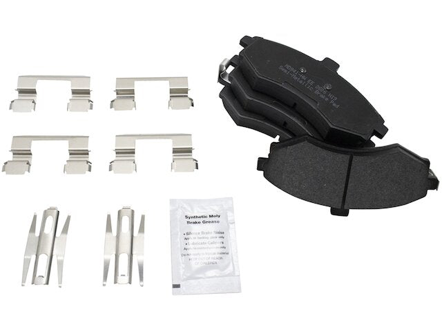 Front Brake Pad Set - 2002-2005 Hyundai Elantra - TRQ 190-07749859