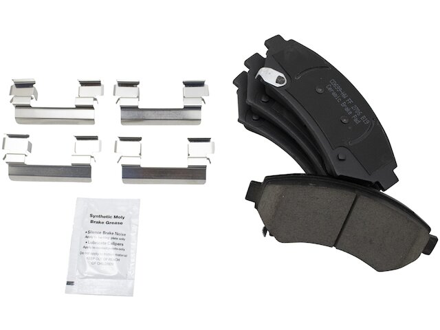 Front Brake Pad Set - 1997-2004 Oldsmobile Silhouette FWD - TRQ 4562-07855262