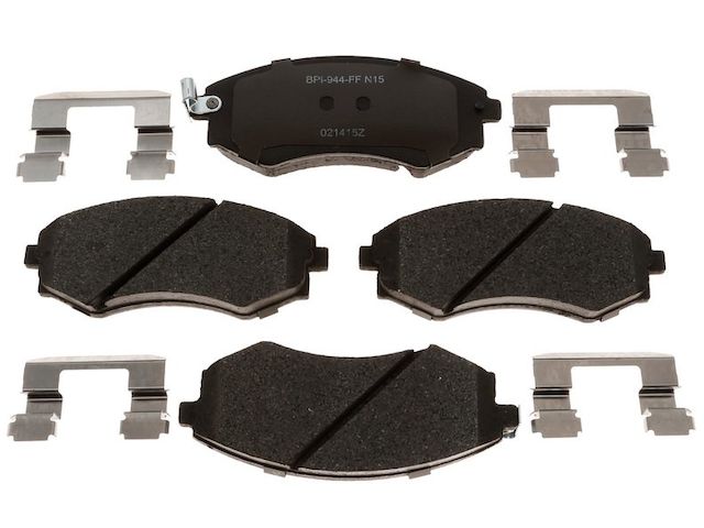 Front Brake Pad Set - 1989-2001 Hyundai Sonata - Raybestos 140-05751758
