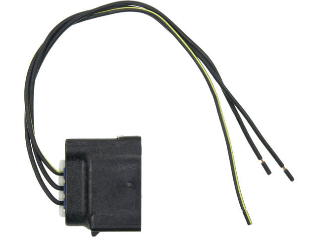 Brake / Tail / Turn Signal Light Connector - 2004-2012 Ford Escape - Standard Motor Products 18115-05320655
