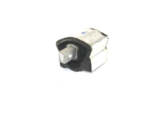 Transmission Mount - 2010-2015 Mercedes GLK350 RWD 3.5L V6 - DEA 30389-05541156