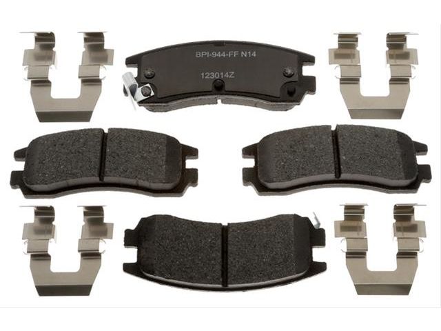 Rear Brake Pad Set - 2000-2005 Pontiac Bonneville - Raybestos 4624-05719101