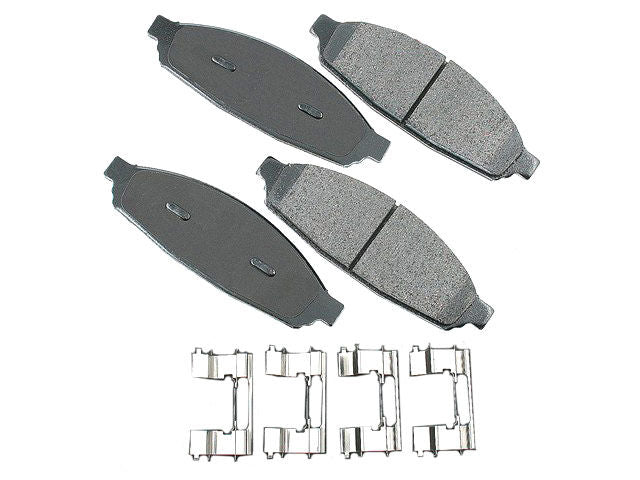 Front Brake Pad Set - 2003-2011 Mercury Grand Marquis 4.6L V8 - Akebono 5764-05237556