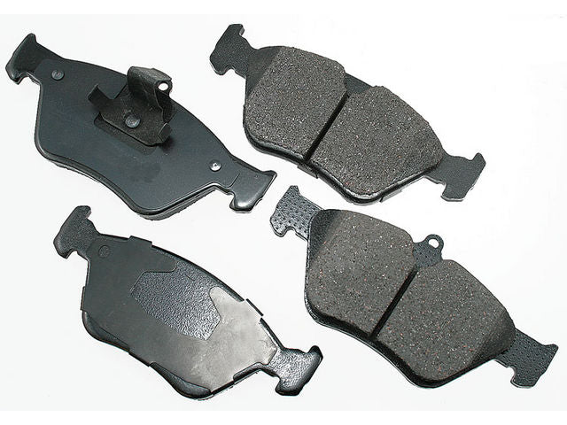 Front Brake Pad Set - 1994-1996 Saab 900 Hatchback - Akebono 6529-05009756