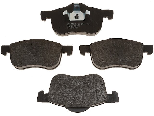 Front Brake Pad Set - 1999-2006 Volvo S80 - Raybestos 871-05754677