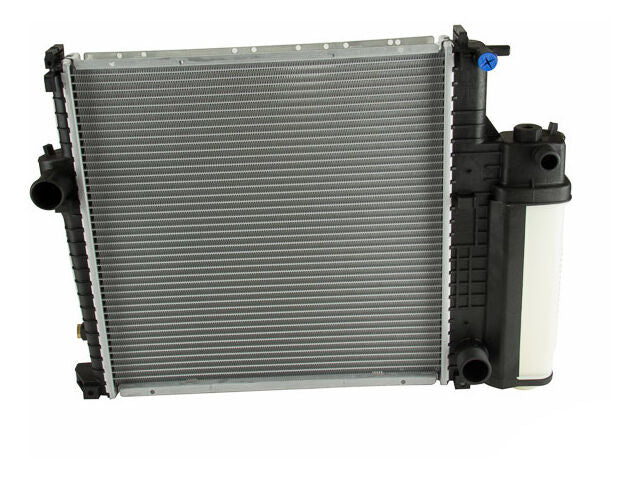 Radiator - 1991-1997 BMW 318is Base - Nissens 938-05805291